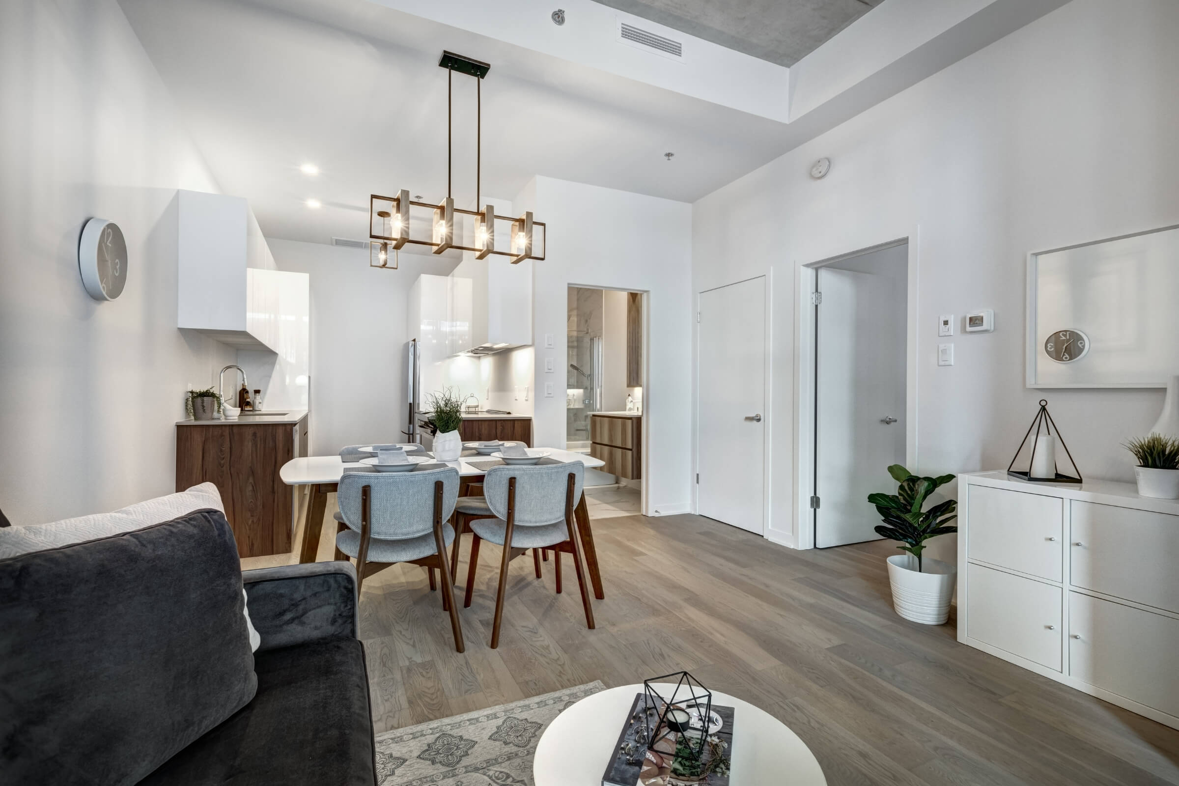 Ukážka obývačky pripravená na natáčanie